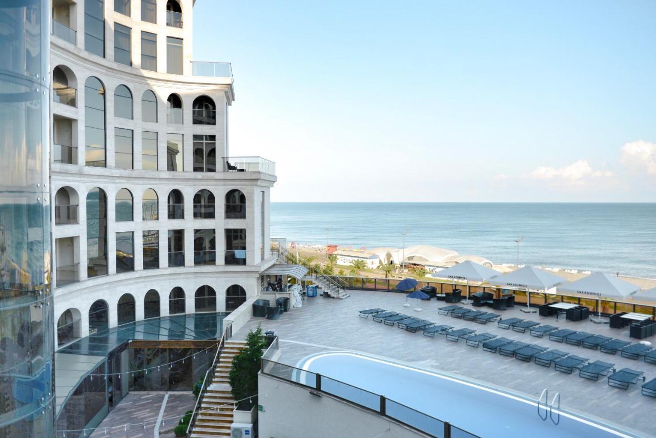 Colosseum Marina Hotel Batumi Exterior foto