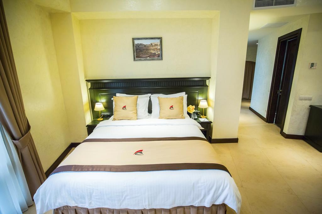 Colosseum Marina Hotel Batumi Quarto foto