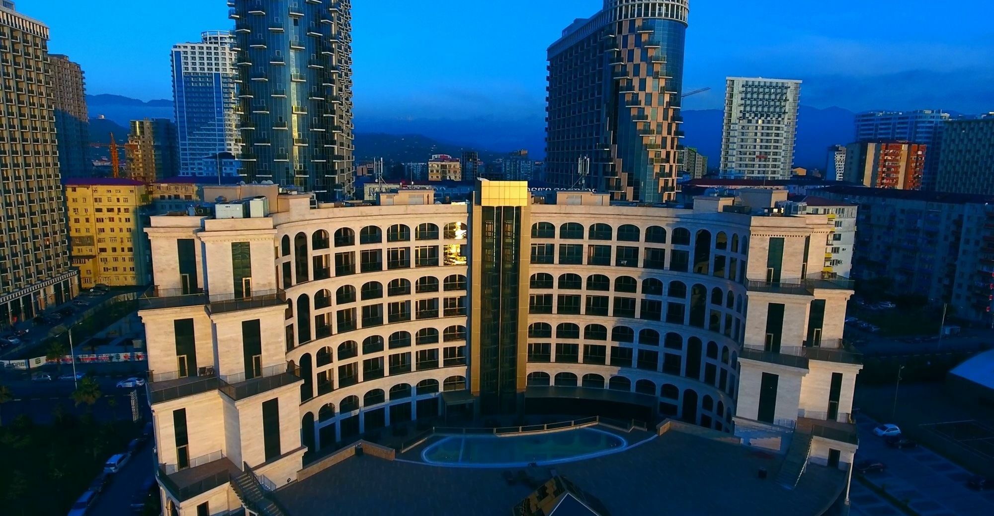 Colosseum Marina Hotel Batumi Exterior foto